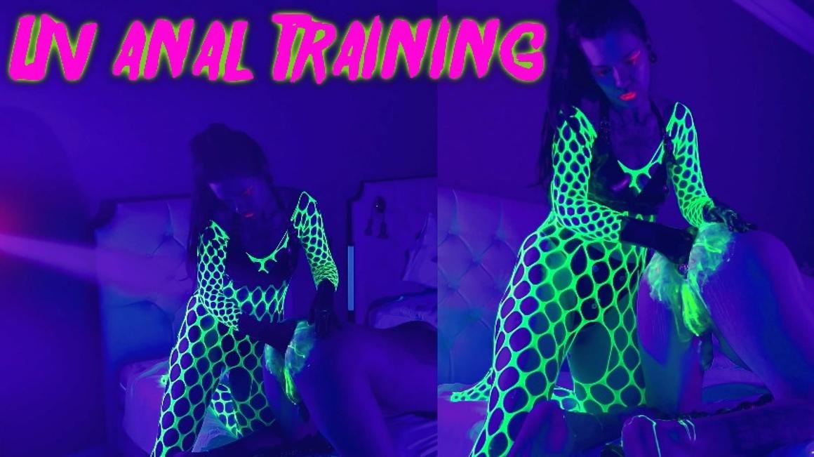 Poster for Manyvids Star - Uv Anal Training With Mazmorbid - Demoness_Luna - Anal Play, Big Toys (Анальная Игра)