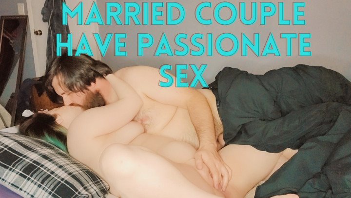 Poster for Caityfoxx - Caityfoxx Married Couple Have Passionate Sex - Manyvids Star - Amateur Couple, Real Couple, Finger Fucking (Трах Пальцами)