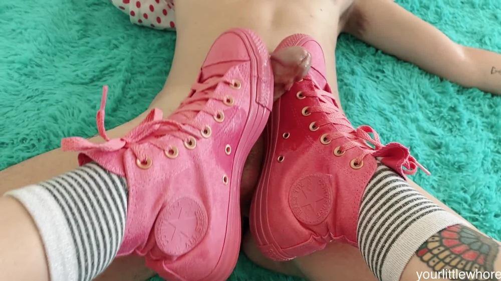 Poster for Manyvids Girl - Blowjob Shoejob Cum On Sneakers - Lily Ann X - Shoeplay, Sneaker Fetish, Joi (Лили Энн Икс Джой)