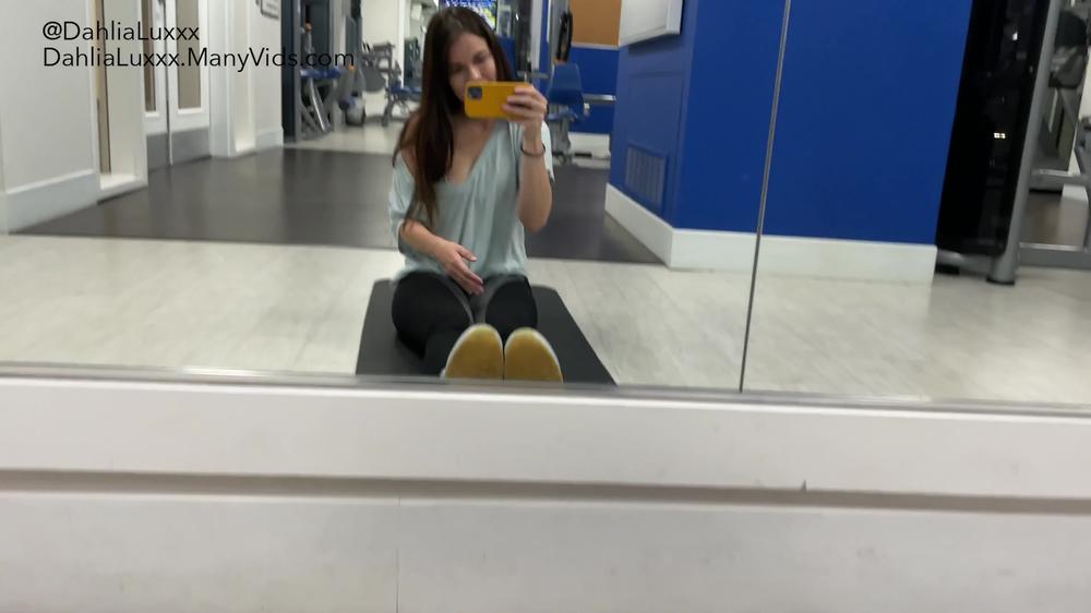 Poster for Being Naughty In The Gym - Manyvids Star - Dahliaisdopey - Public Flashing, Caught (Пойман)