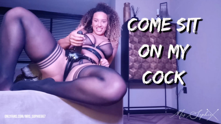 Poster for Come Sit On My Cock - Mrs Sophie667 - Manyvids Girl - Riding, Ass Spreading, Pov Strapon (Миссис Софи667 Страпон Pov)