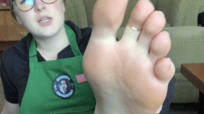 Poster for Clips4Sale Girl - Freckled Feet - Barista Smelly Feet Joi - Apronfetish, Footfetish (Веснушчатые Ноги Футфетиш)