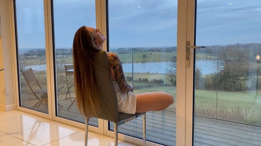 Poster for Manyvids Girl - Suzielove212 - Squirt All Over The Balcony Glass Door - Squirt, Amateur, Squirting (Спринцовка)