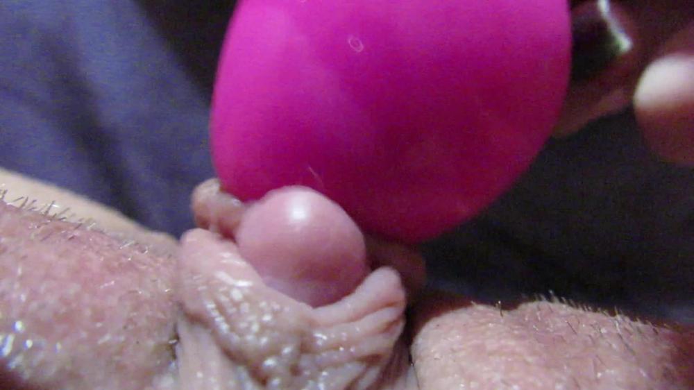 Poster for Cuteblonde666 - Manyvids Model - Cuteblonde666 Close Up Huge Clitoris Orgasm - Cuteblonde666, Siterip