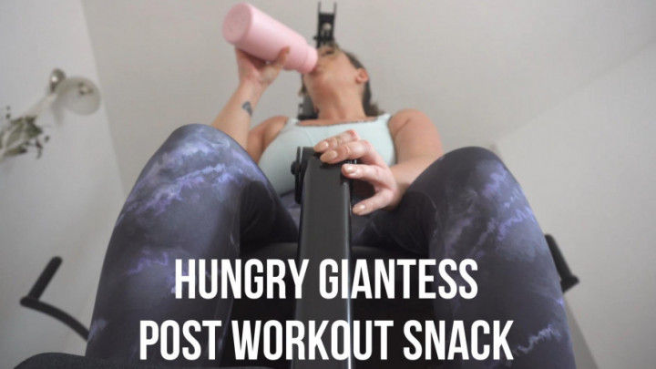 Poster for Sashacurves - Manyvids Star - A Post Workout Snack For A Hungry Giantess - August 26, 2023 - Giantess, Uvula Fetish (Фетиш Язычка)