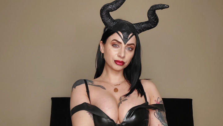 Poster for Moneygoddesss - Manyvids Star - Satanic Mindfuck - March 25, 2022 - Religious, Mesmerize (Религия)