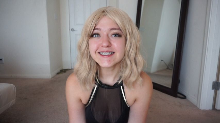 Poster for Katie Sinz - Manyvids Star - Cheerleader Scores Gfe - Oct 7, 2019 - Braces, Gfe (Кэти Синц)