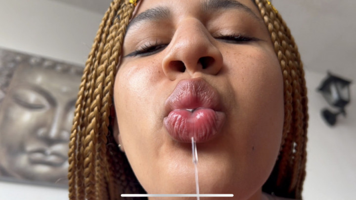 Poster for Manyvids Girl - Colombianbigass - Open Mouth And Receive Spit Of Giantess - January 21, 2023 - Giantess, Spitting, Spit Fetish (Плевок)