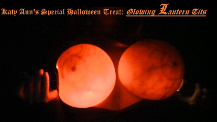 Poster for Katy_Ann_Xo - Manyvids Girl - Katy Ann'S Halloween Treat: Glowing Tits - September 20, 2019 - Flexing, Tit Worship, Huge Tits (Сгибание)