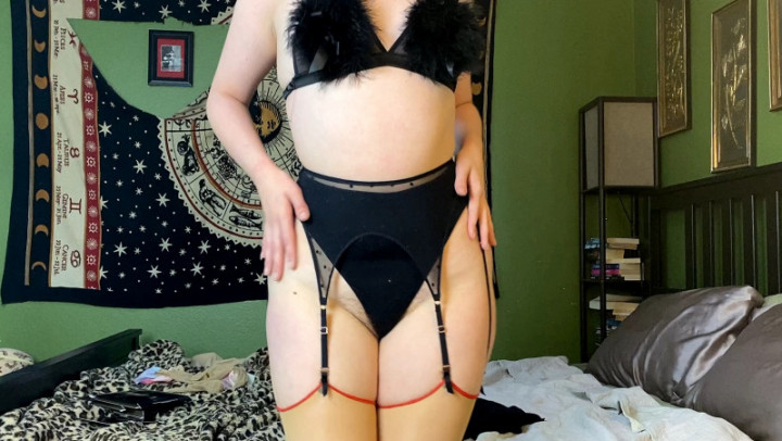 Poster for Showing Off My New Stockings - Manyvids Star - Dandyindistress - Garterandstockings, Lacelingerie, Vintagestocking (Кружевное Бельё)