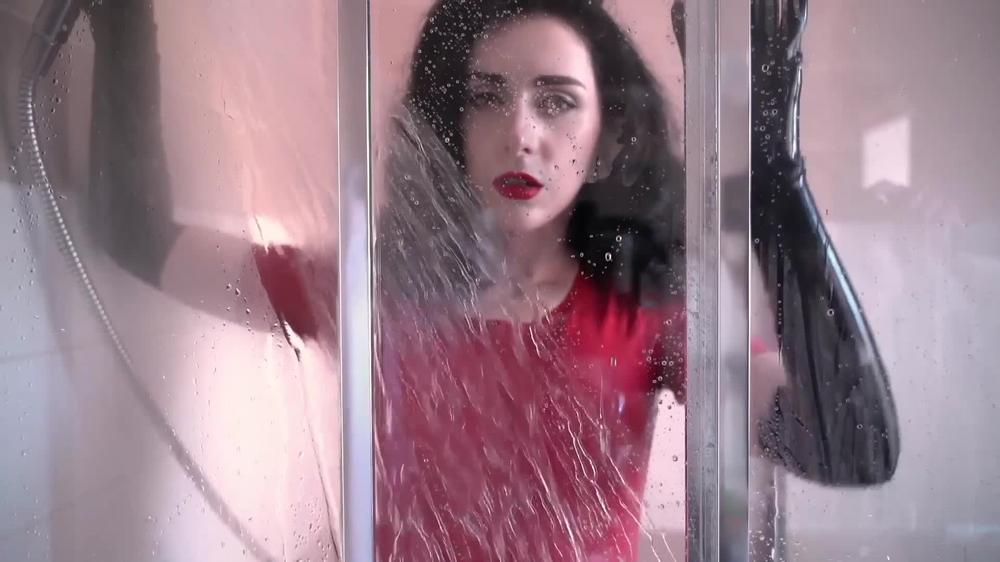 Poster for Manyvids Model - Misselliemouse - Shower In Latex Red Dress - Stocking, Fetish (Фетиш)