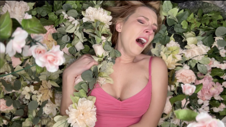 Poster for Sneezing In A Bed Of Flowers - Sneezegoddess - Manyvids Star - Sneezing, Blonde (Чихание)