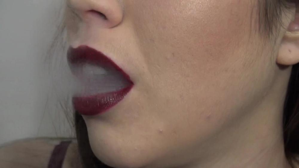 Poster for Manyvids Star - X_Littleraven_X - X Littleraven X 4K Oral Fixation - Smoking, Mouth Fetish (Фетиш Рта)