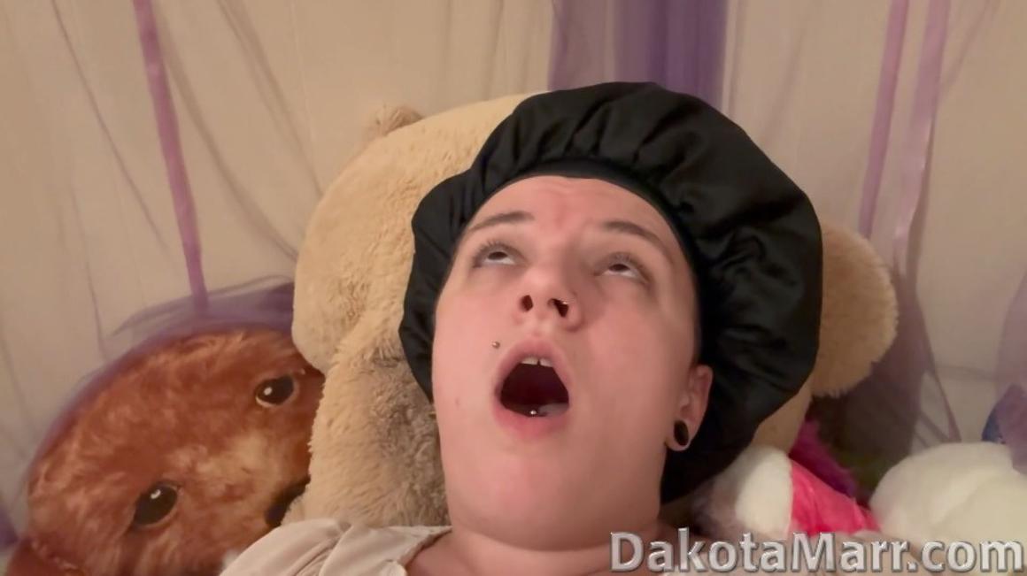 Poster for Dakotamarr - Dakota Marr Pure Agony Vibrator Masturbation Orgasm Solo - Manyvids Model - Sfw, Face Fetish (Дакотамарр)