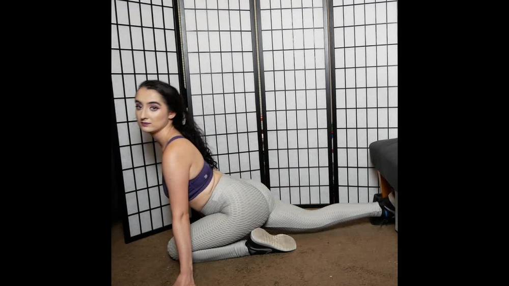 Poster for Watch Me Exercise Bunny S Booty Busters - Manyvids Girl - Littlebunnyb - Jumping, Jumping Jacks (Прыжки)