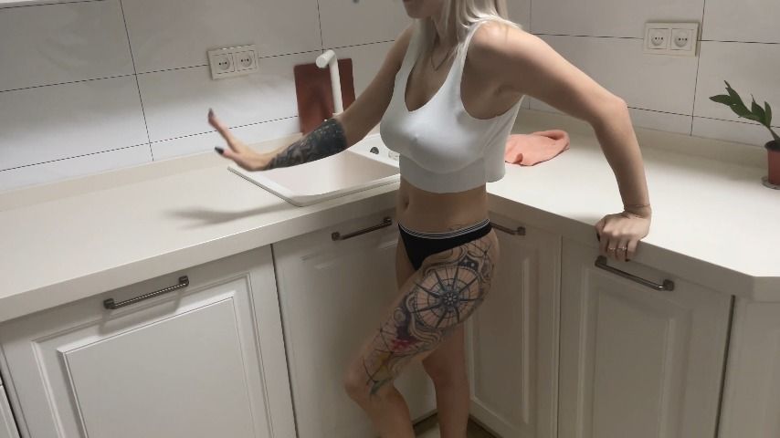 Poster for Sweetblondyvi - Manyvids Star - Stranger Catch Me At Th Kitchen And Fuck - Fucking, Blowjob (Минет)