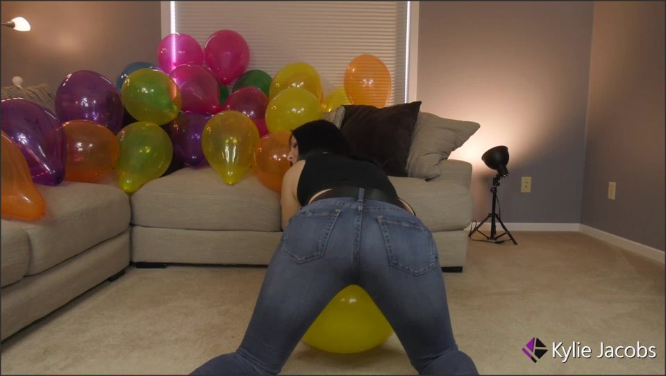 Poster for Mix - Kylie Jacobs Balloons When Will It Pop Balloon B2P - Manyvids Girl - Amateur, Iwantclips (Любительский)