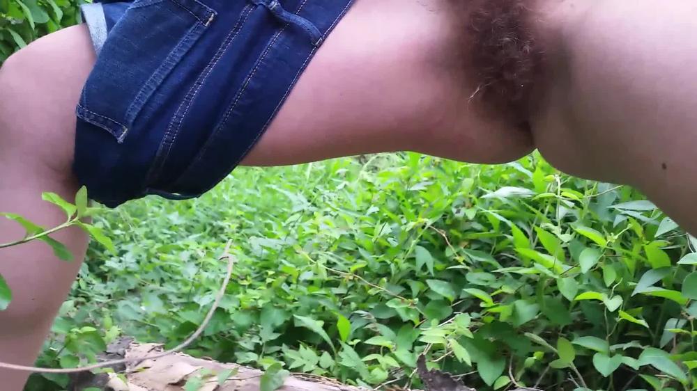 Poster for Manyvids Girl - Candiecane - Candiecane Outdoor Public Park Pee - Pee, Public Toilet, Hairy Bush (Волосатый Куст)