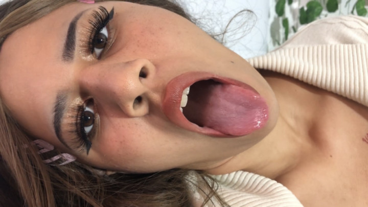 Poster for Colombianbigass - Manyvids Girl - Burping In Your Face Haha - July 06, 2022 - Burping, Femdom Pov (Фемдом Pov)