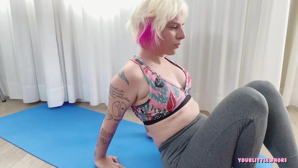 Poster for Farting On Leggings During Yoga - Manyvids Star - Lily Ann X - Leggings, Yoga (Лили Энн Икс Йога)