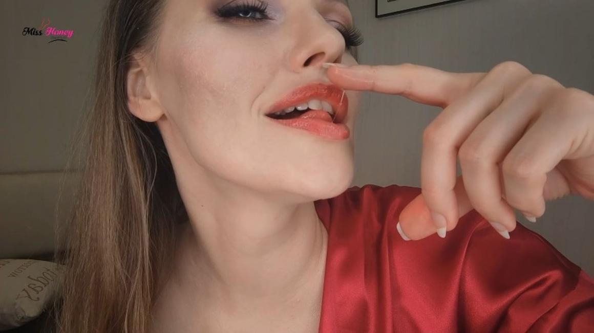 Poster for Shiny Lips And Tongue Obsession - Manyvids Model - Honey Barefeet - Mouthfetish, Tonguefetish (Медовые Босоножки)