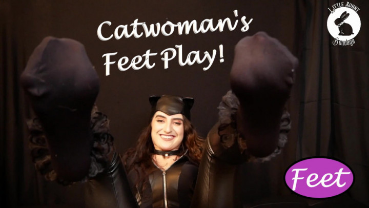 Poster for Catwoman Seduces You With Her Feet - Nov 11, 2022 - Manyvids Model - Littlebunnyb - Cosplay, Socks (Носки)