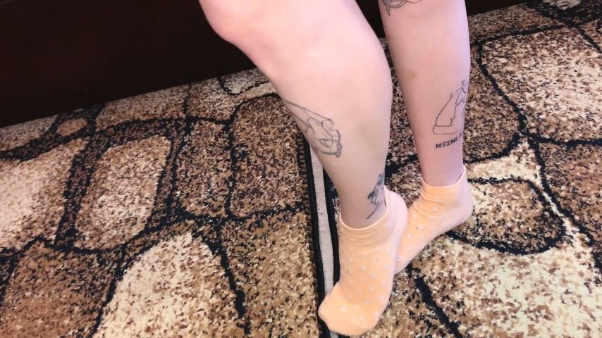 Poster for Manyvids Star - Eva Deva - Oh You Like My Feet? Then Look On Them - Mar 10, 2022 - Feet, Tattoos (Ева Дэва Татуировки)