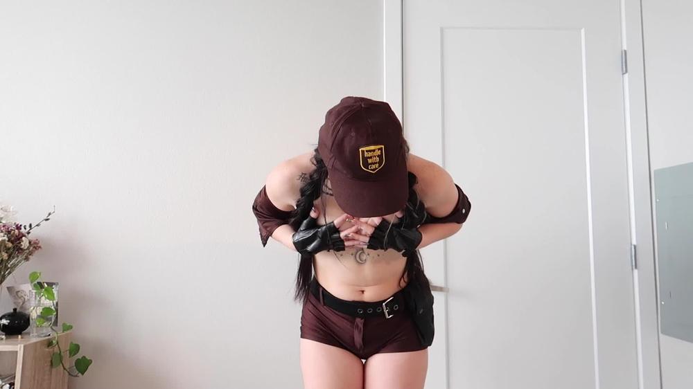 Poster for Milliemillz The Ups Girl Give You Cei - Milliemillz - Manyvids Girl - Milliemillz, Siterip