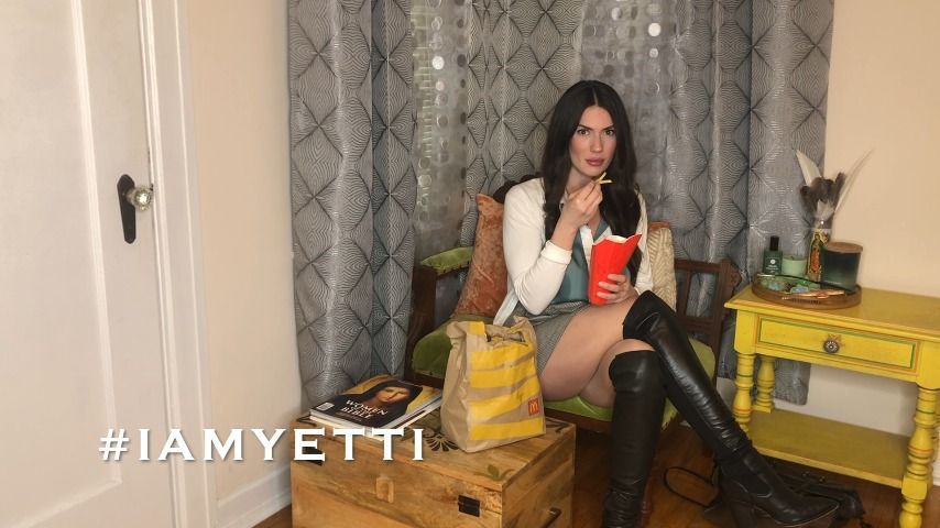 Poster for Iamyetti - I Love Old Men - Manyvids Girl - Eating, Older Man / Younger Women, Sfw (Пожилой Мужчина / Молодые Женщины)