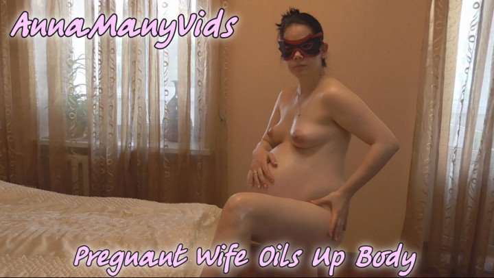 Poster for Annamanyvids Pregnant Wife Oils Up Body - Manyvids Model - Annamanyvids - Amateur, Oil, Belly (Масло)