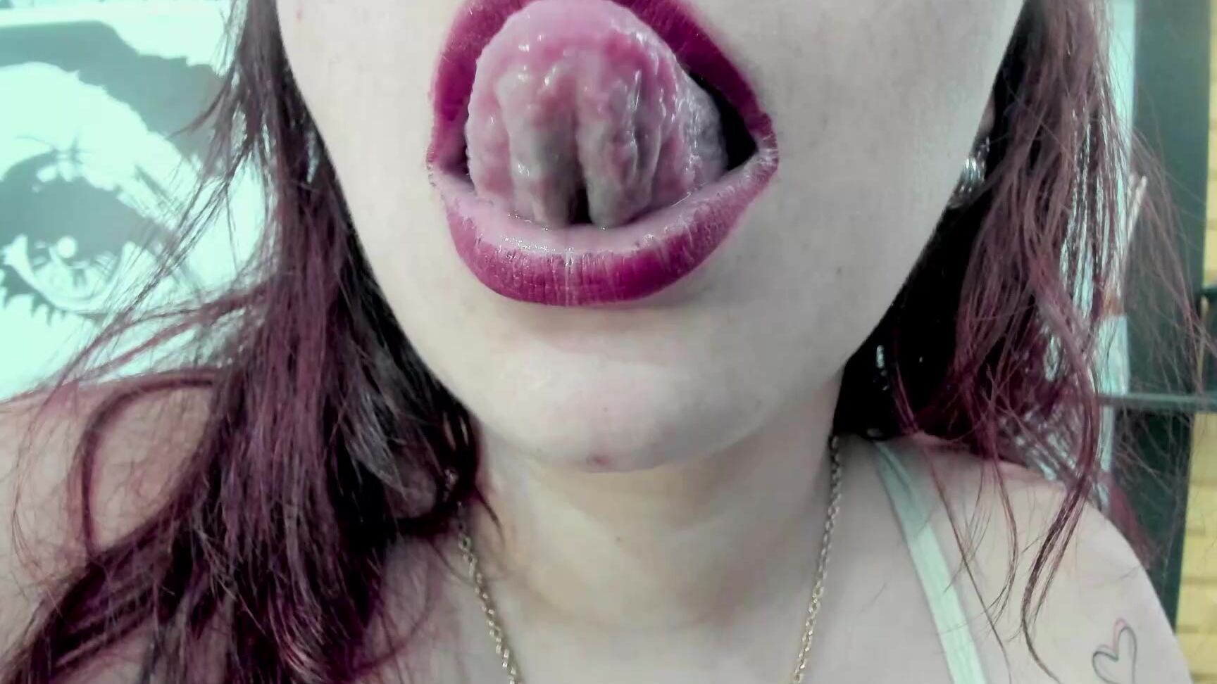 "Coconutsex" deepthroat, dildosucking, drool, roughsex, swallowingdrooling Her mouth is a source of pleasure Manyvids