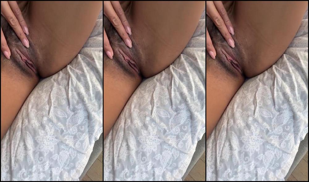 Kim Rampersad dominates her slave with feet fetish & femdom