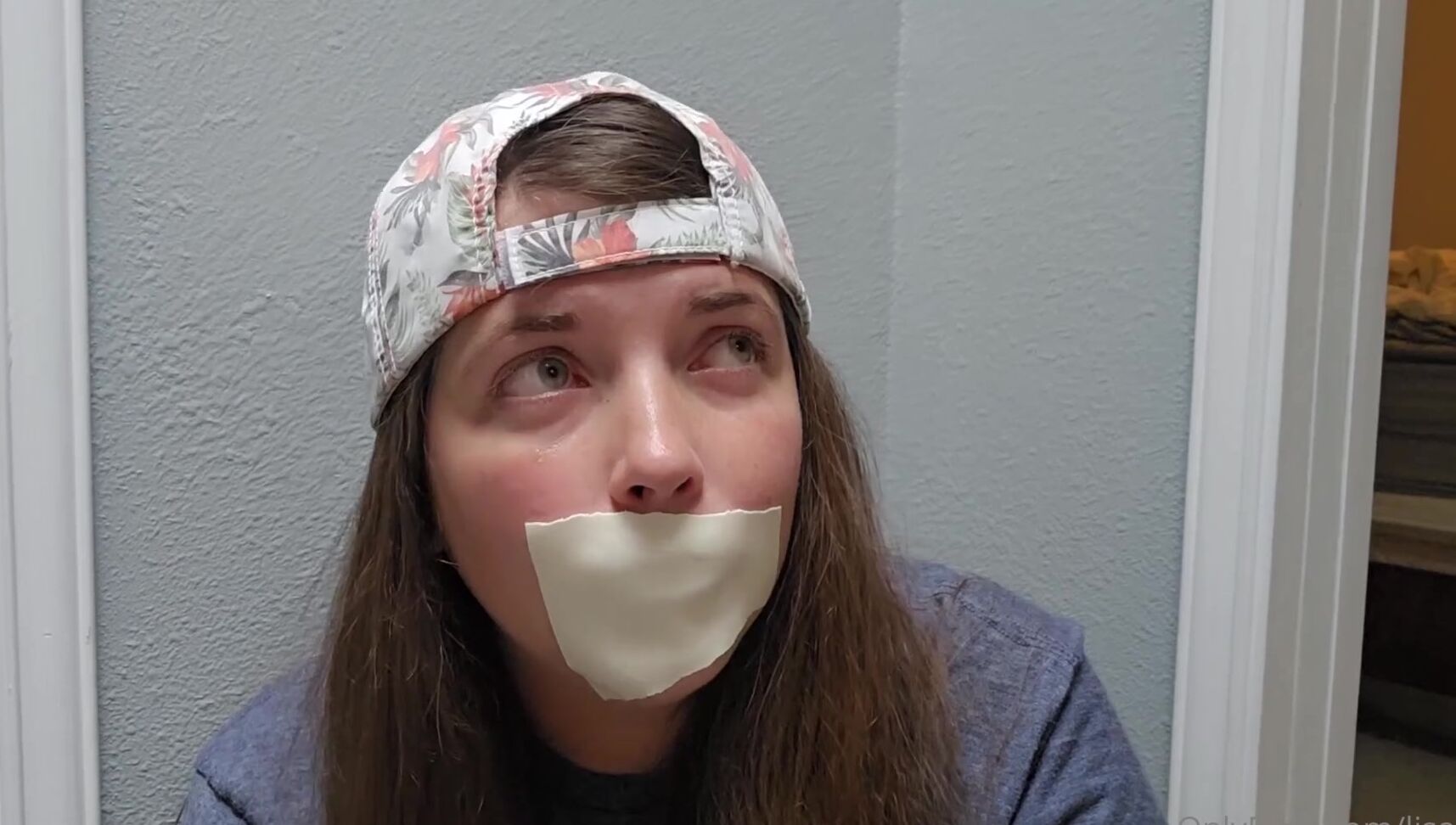 Lisa Asmr gets her first ever public gig - OnlyFans video