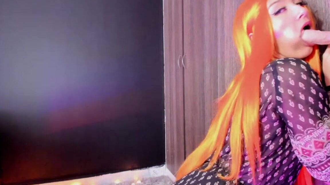 RoxyModel's hot blowjob and goddess worship will make you worship her like never before!